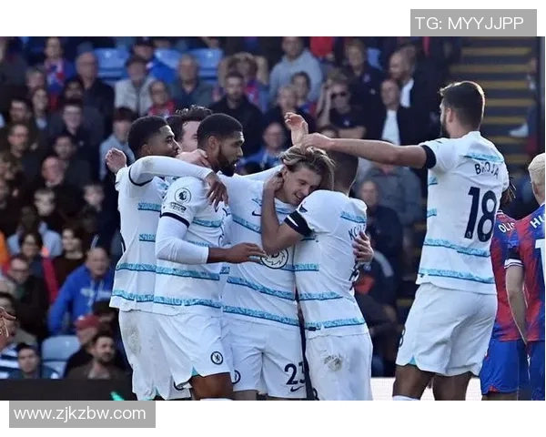 切西尔与诺维奇激战正酣谁能在这场较量中笑到最后 切西尔与诺维奇激战正酣谁能在这场较量中笑到最后