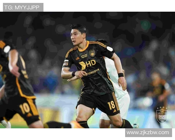 蔚山现代与江原比赛因天气原因推迟球迷期待新赛程安排