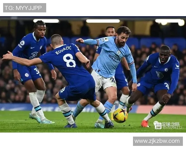 墨美洲与普埃大学的精彩对决揭示足球战术与团队合作的魅力