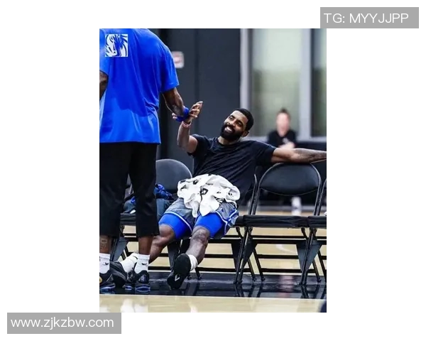 欧文训练照片展现运动员的拼搏精神与坚持不懈的努力之路